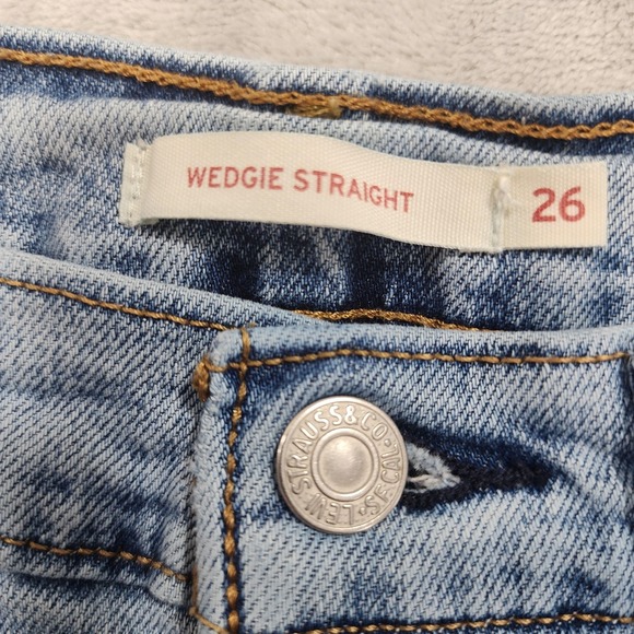 Levi's Wedgie Straight Jeans Womens 26 Blue High Rise Slim Distressed Light Wash - Picture 6 of 15